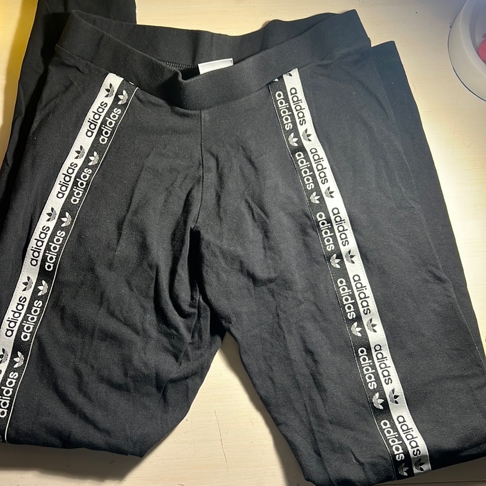 Adidas leggings